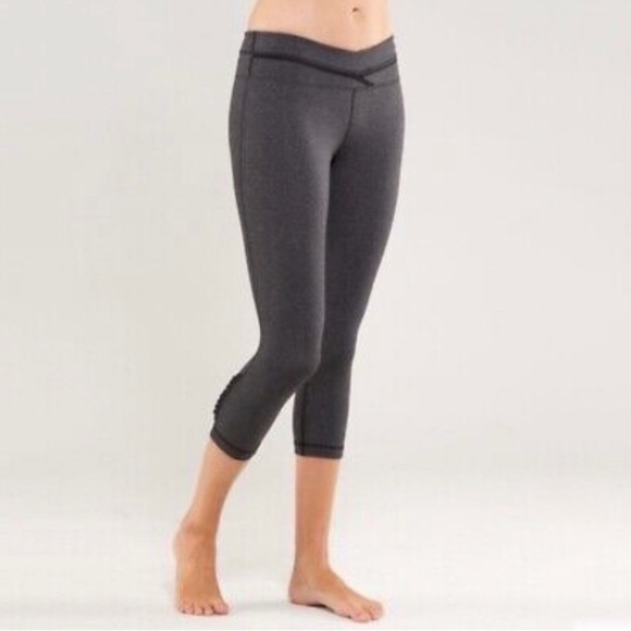lululemon athletica Pants - LULULEMON Pritti Ruffle Crop Leggings